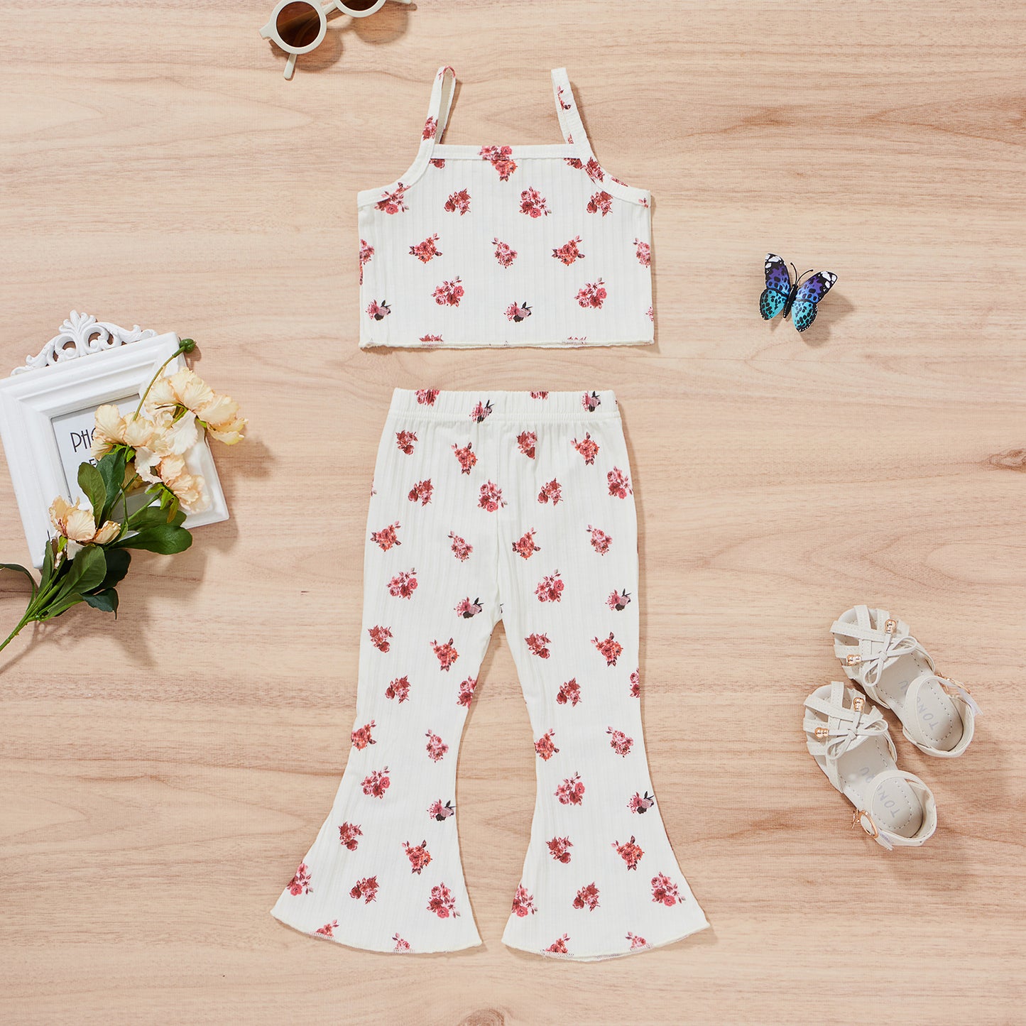 Floral Strap Tank Top with Bell-bottom Pants Set