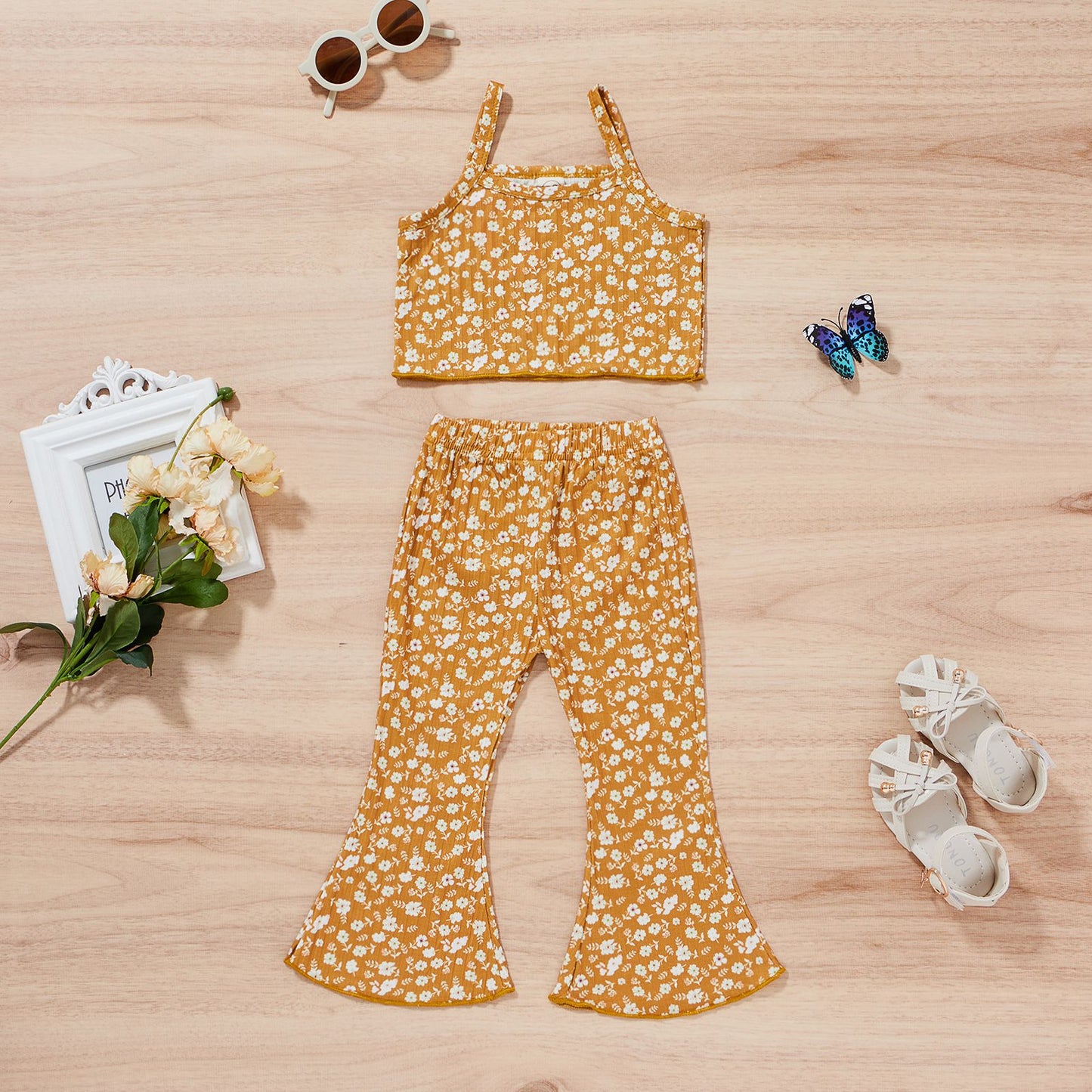 Floral Strap Tank Top with Bell-bottom Pants Set