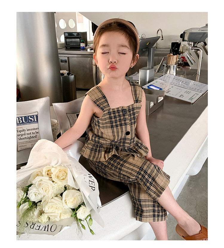 Girls Casual Cute Plaid Vest Cropped Top Knee Pants Set