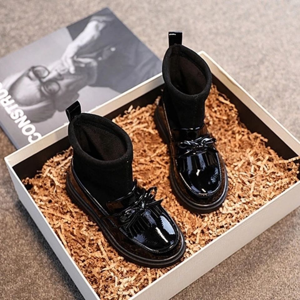 Girls' cotton boots with leather and velvet, black buckle style in gift box.