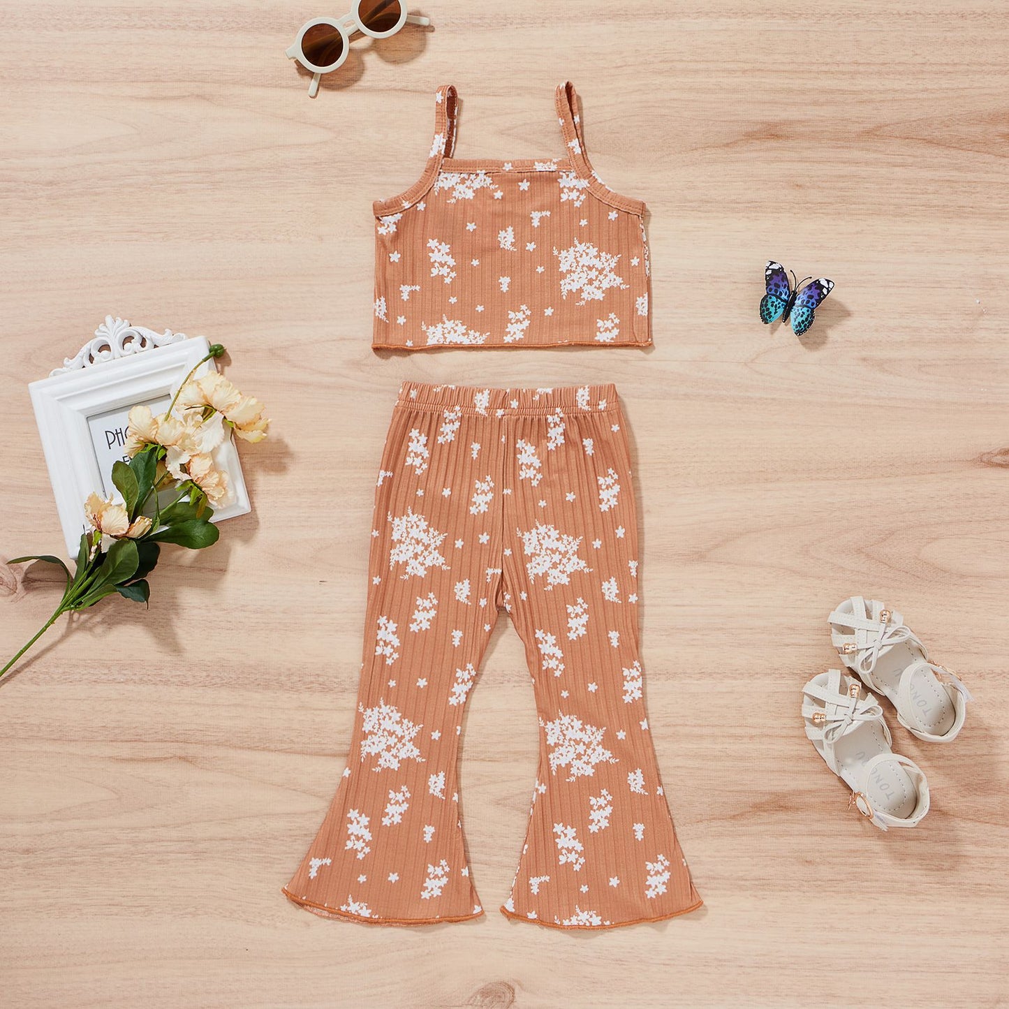 Floral Strap Tank Top with Bell-bottom Pants Set