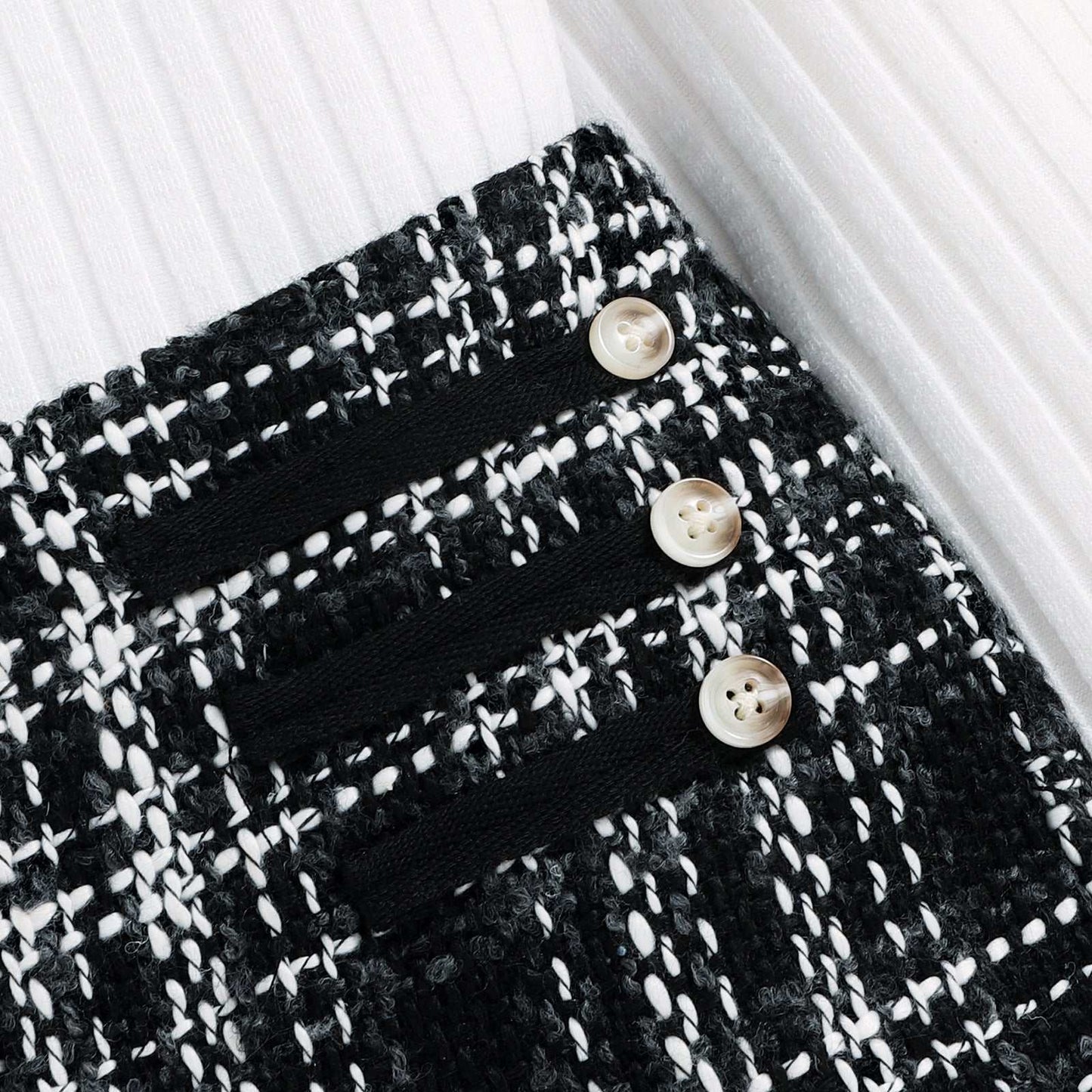 Big Girls Off-the-shoulder Top Tweed Plaid Classic Style Shorts Suit