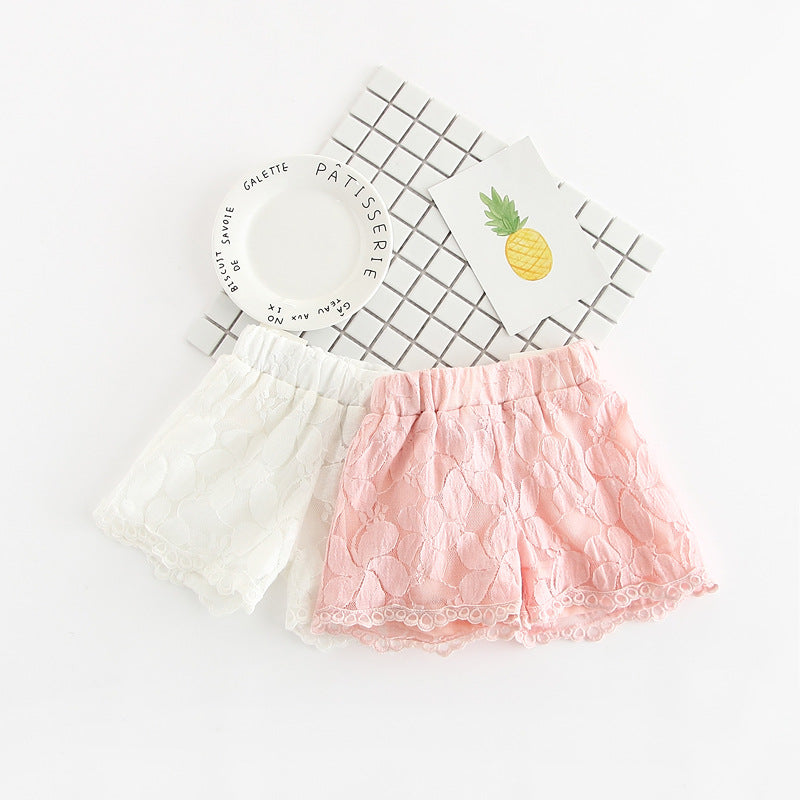 Floral lace shorts in white and pink, suitable for children aged 3-8 years.
