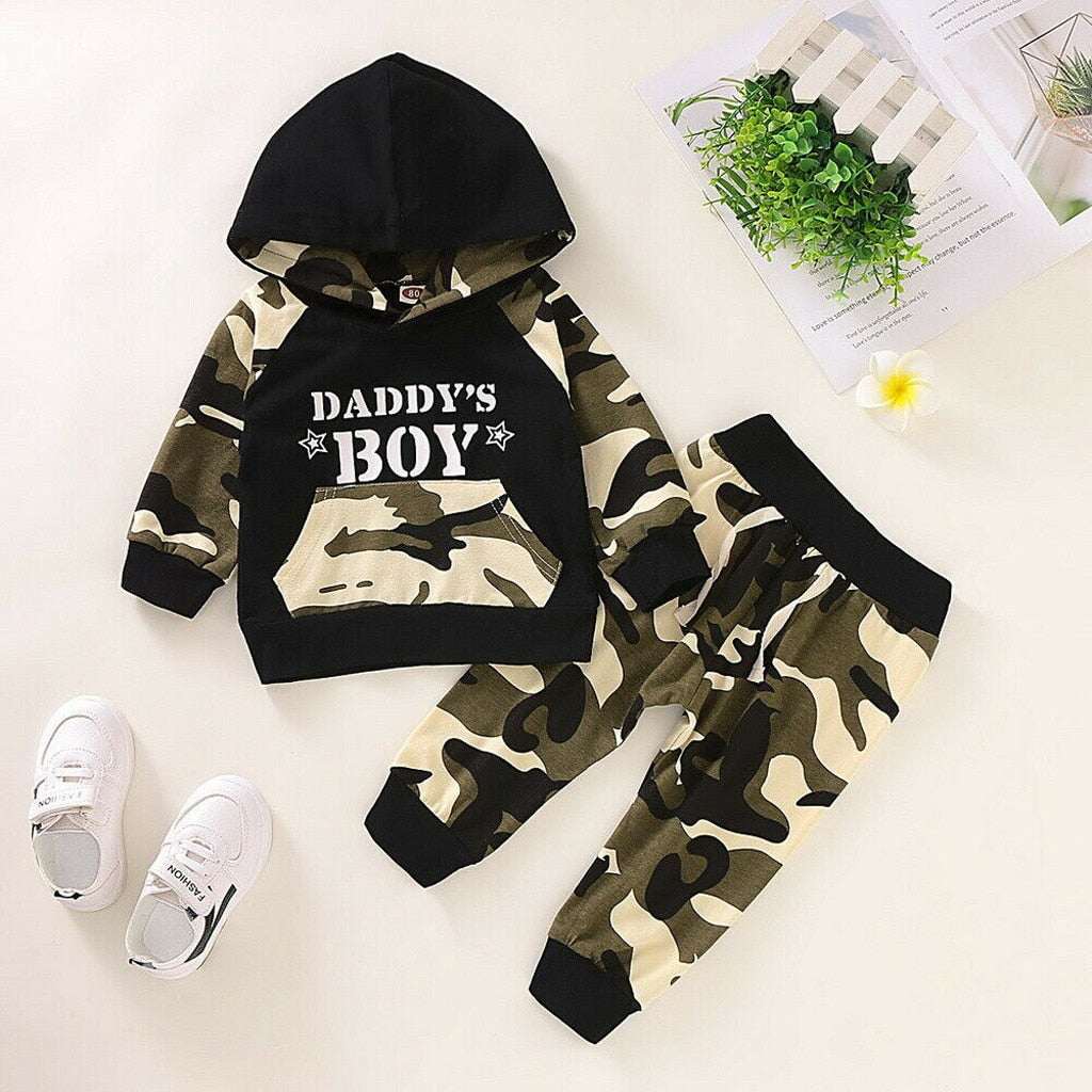 Camo long sleeve "Daddy's boy" 2-piece set for infants, cotton fabric.