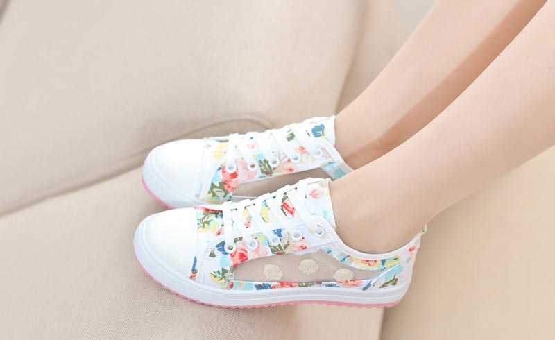 Mesh Hard Bottom Floral Girl Shoes