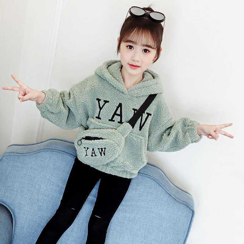 Kids lamb jacket pullover for 3-8 years, casual hooded style, polyester fabric, letter pattern.