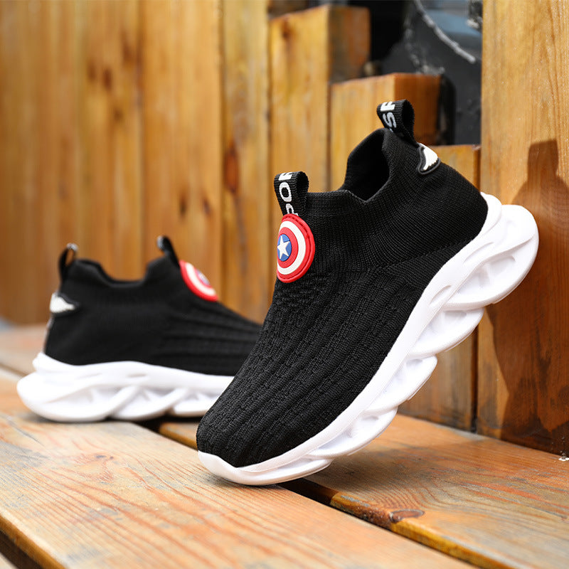 Children's black and white knitted tennis shoes with Md sole, ordinary thickness, sleeve style, suitable for runway.