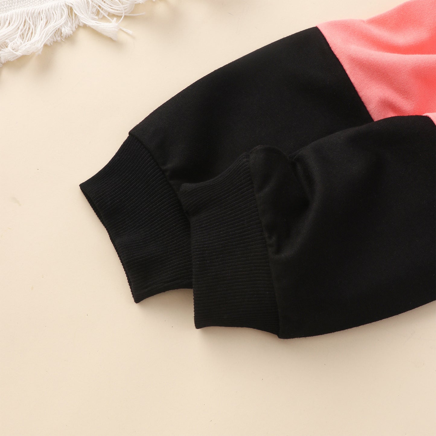 Spring And Autumn Girls Color Matching Casual Sports Suit Set