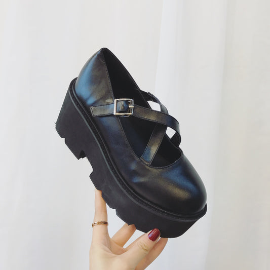 Japanese Soft Girl Cross Buckle Strap Leather Shoes